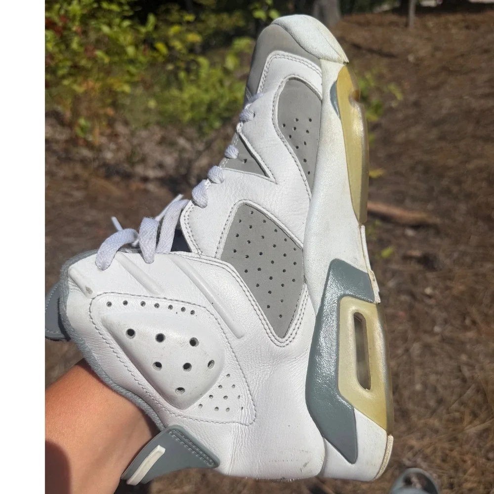 Jordan 6 Retro Cool Grey White Grey CT8529-100 Mens Basketball Shoes